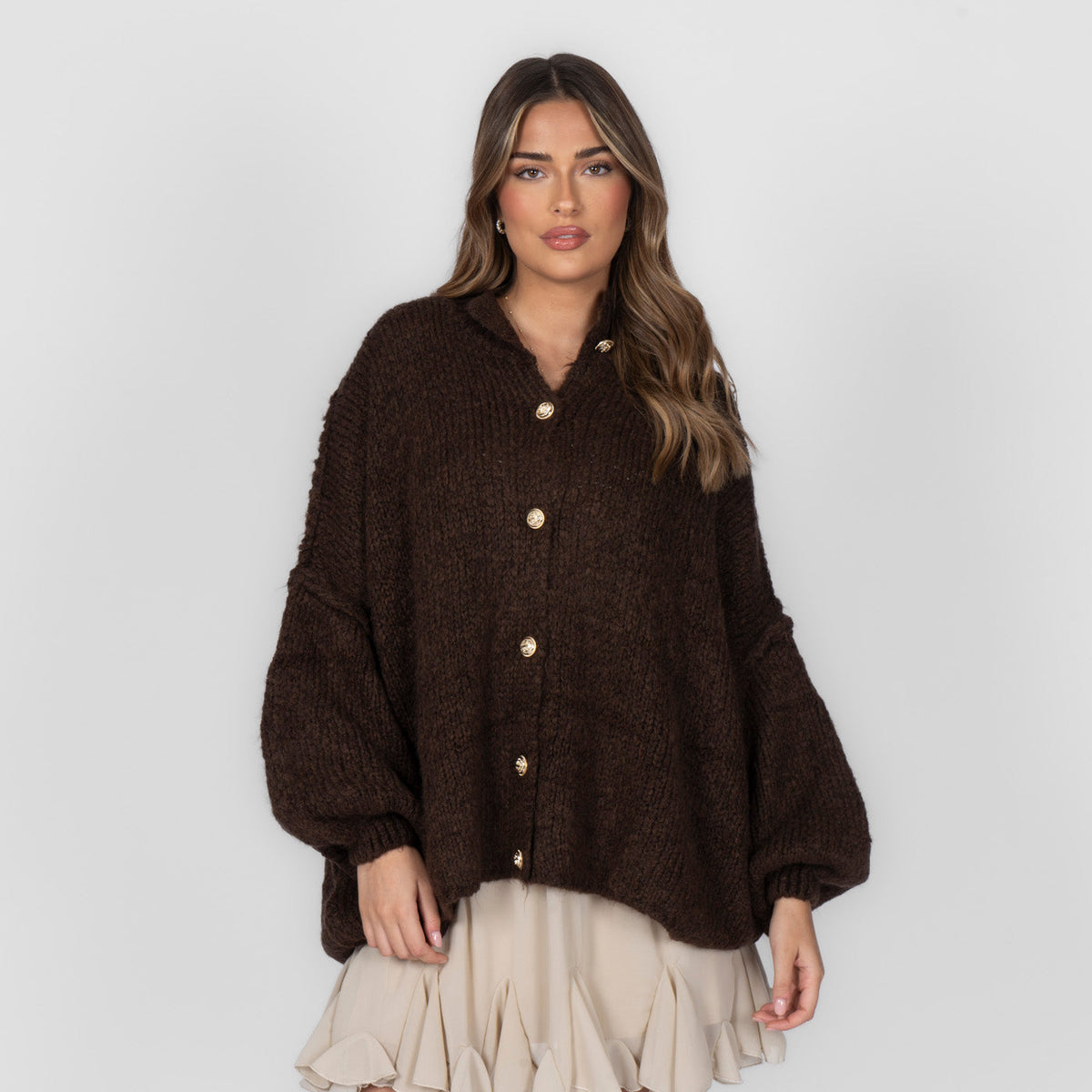 Cárdigan Oversize con Botones Dorados Erika
