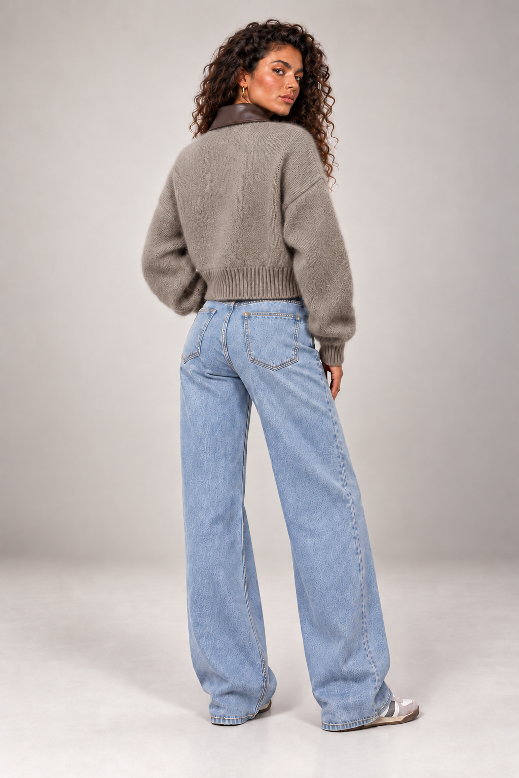 Cárdigan Cropped Aura VRS STYLE - vista trasera