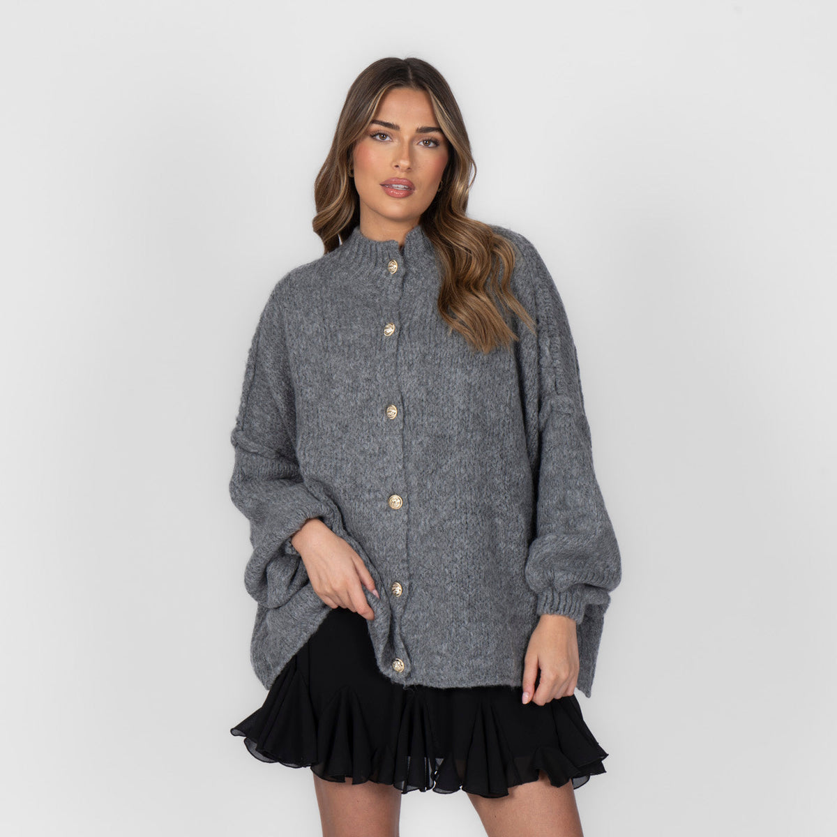 Cárdigan Oversize con Botones Dorados Erika