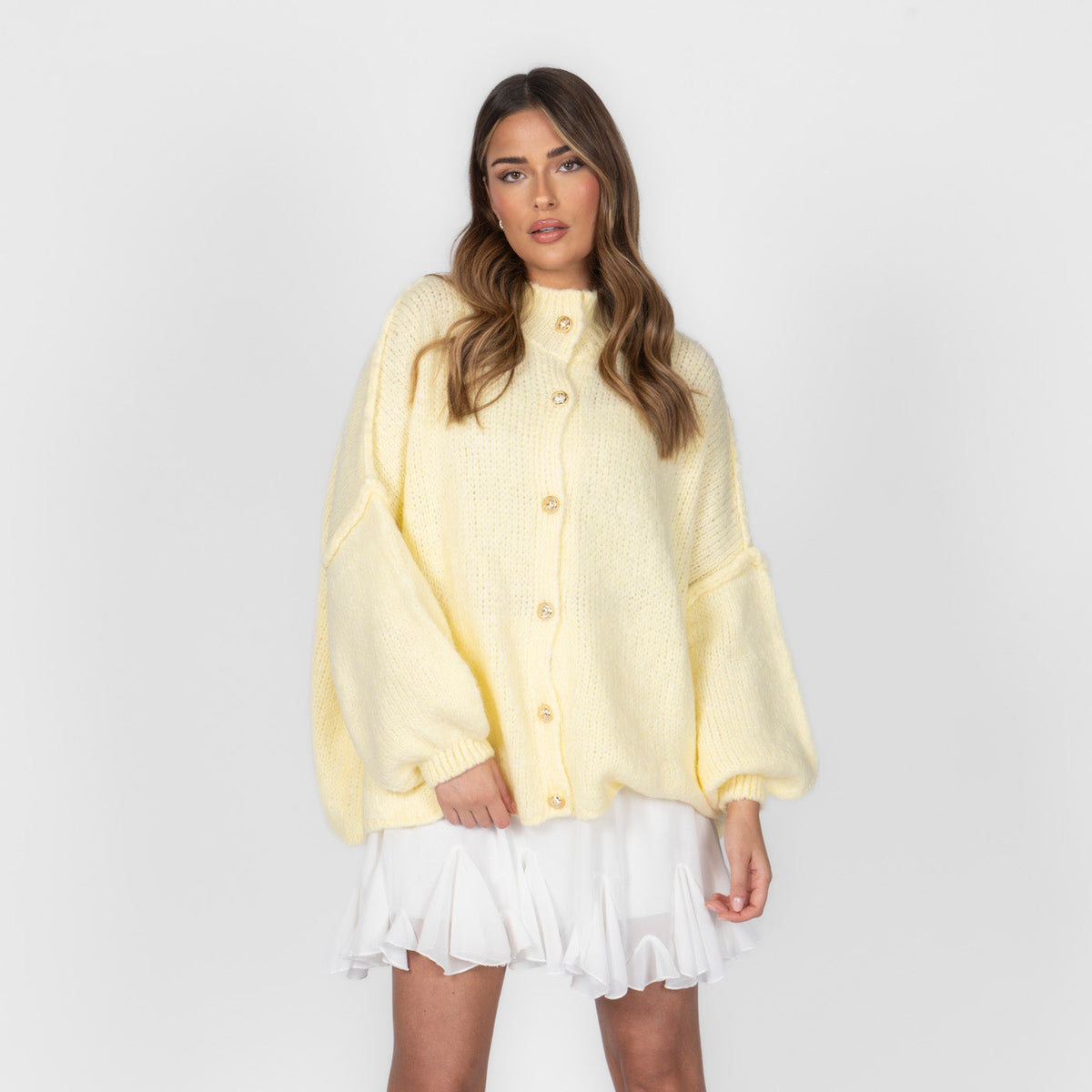 Cárdigan Oversize con Botones Dorados Erika