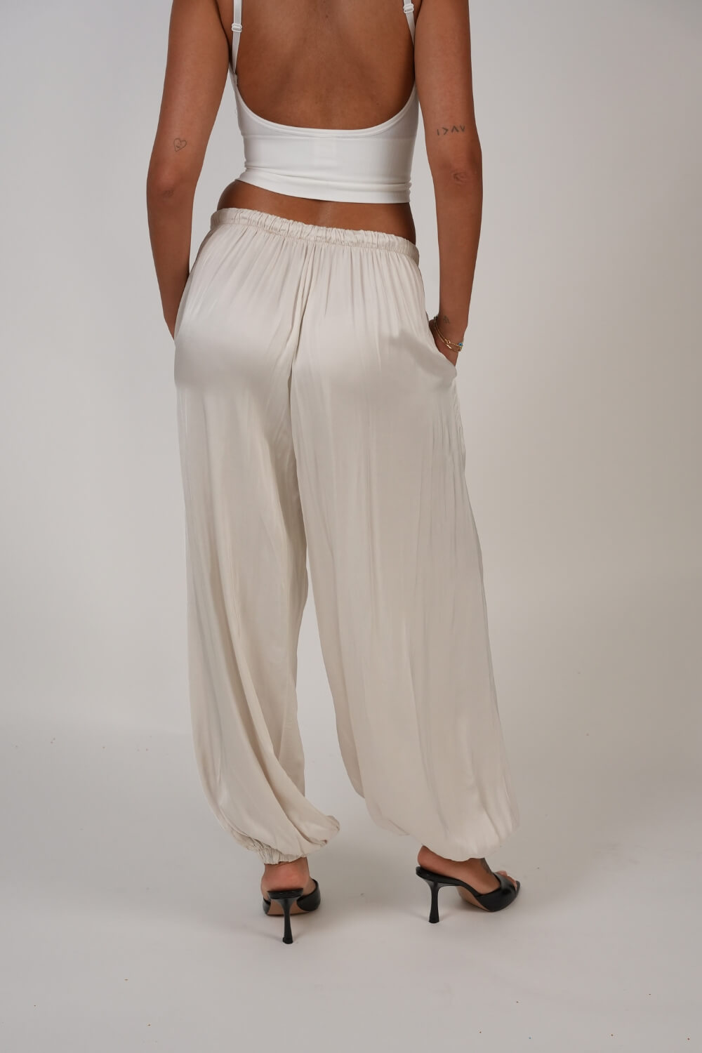 Pantalón Satinado Balloon Mía