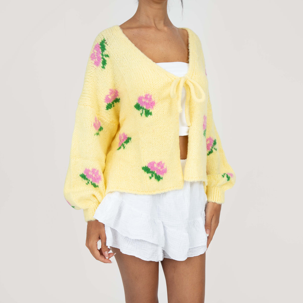 Cárdigan de Punto con Rosas Dalila