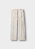 Pantalón Relajado Alforzas Ismael en crema, vista delantera