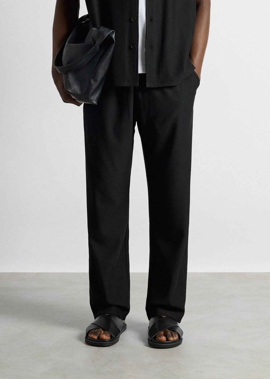 Pantalón Plisado Cordón Elías en negro, foto 4