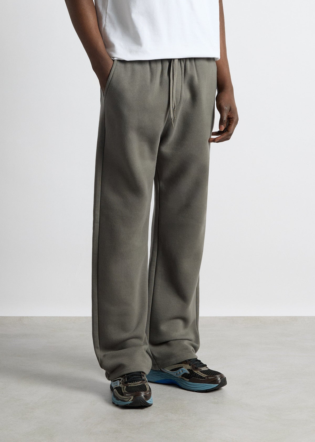 Pantalón de Chándal Recto Pablo en gris, foto 4