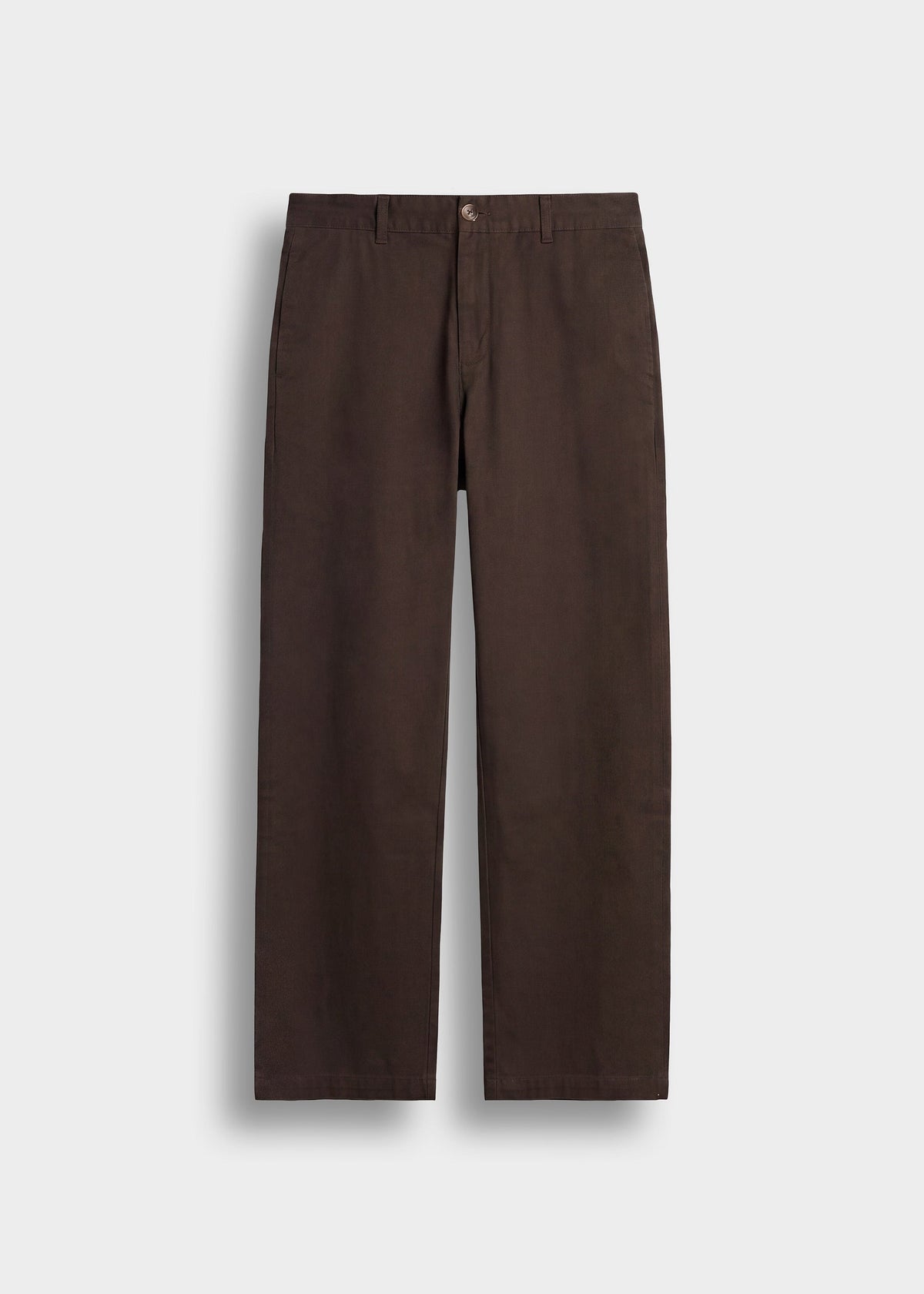 Pantalón Chino Relajado Martín en chocolate, vista delantera