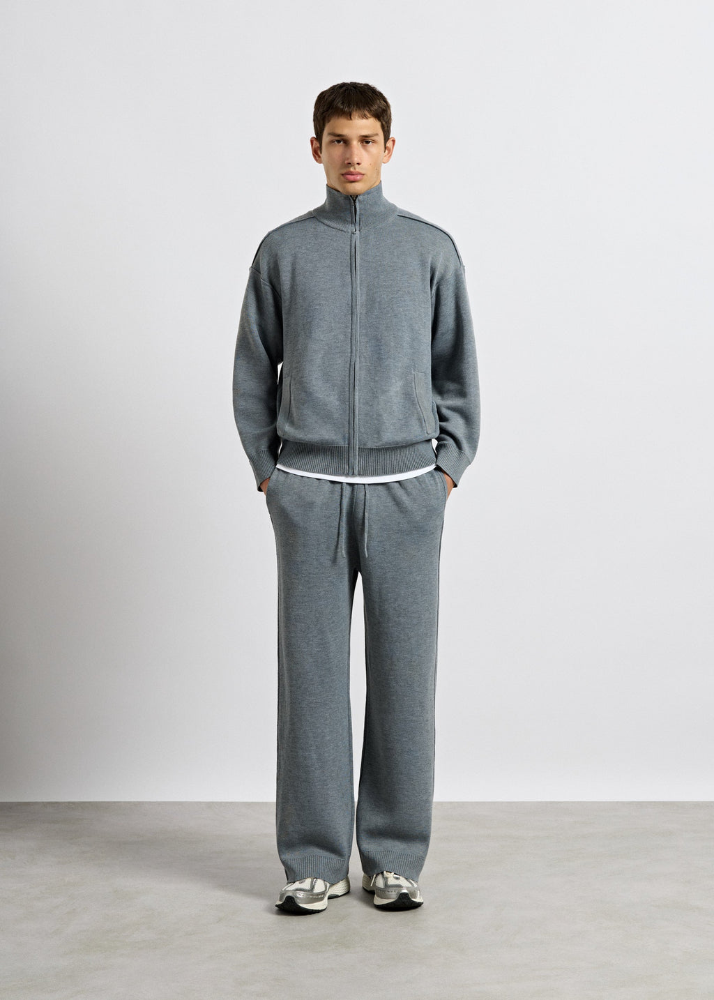 Pantalón de Punto Pierna Ancha Gonzalo en gris, foto 4