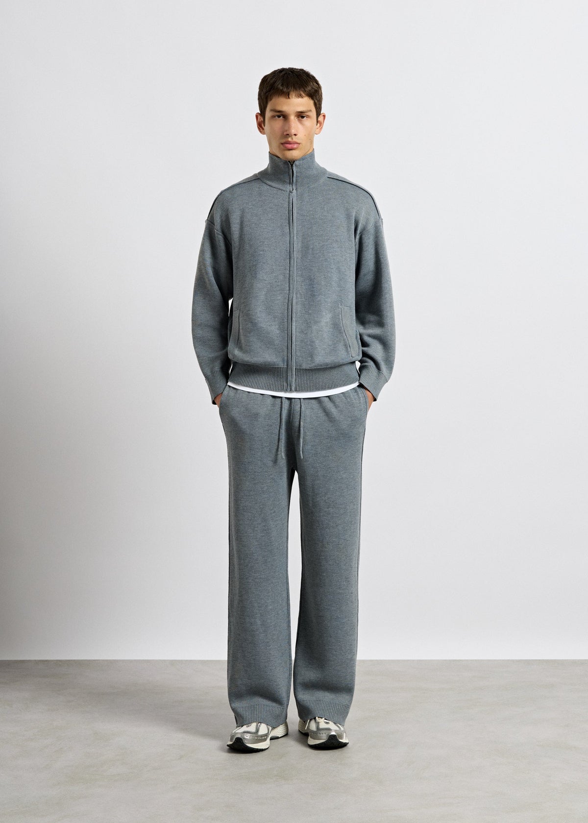 Pantalón de Punto Pierna Ancha Gonzalo en gris, foto 4