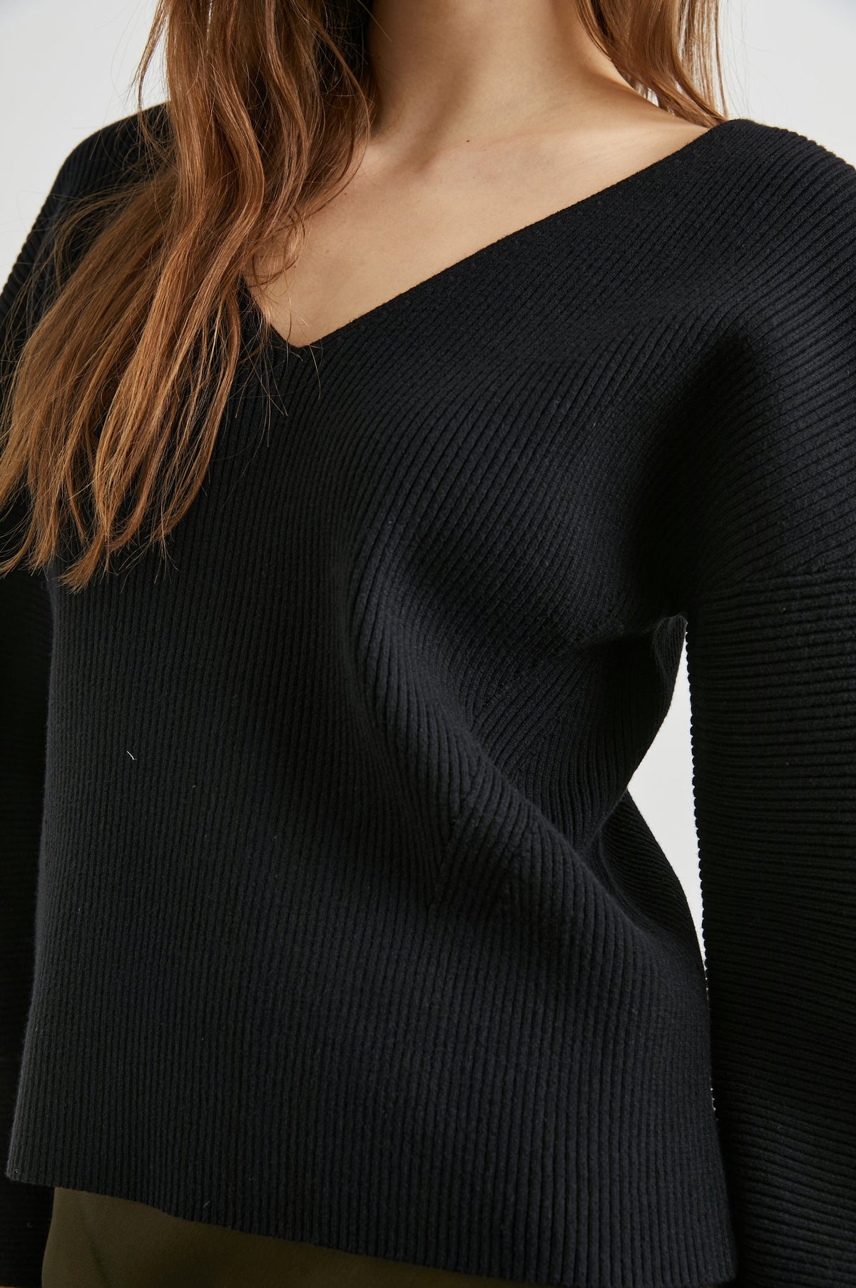 ALONDRA SWEATER - BLACK