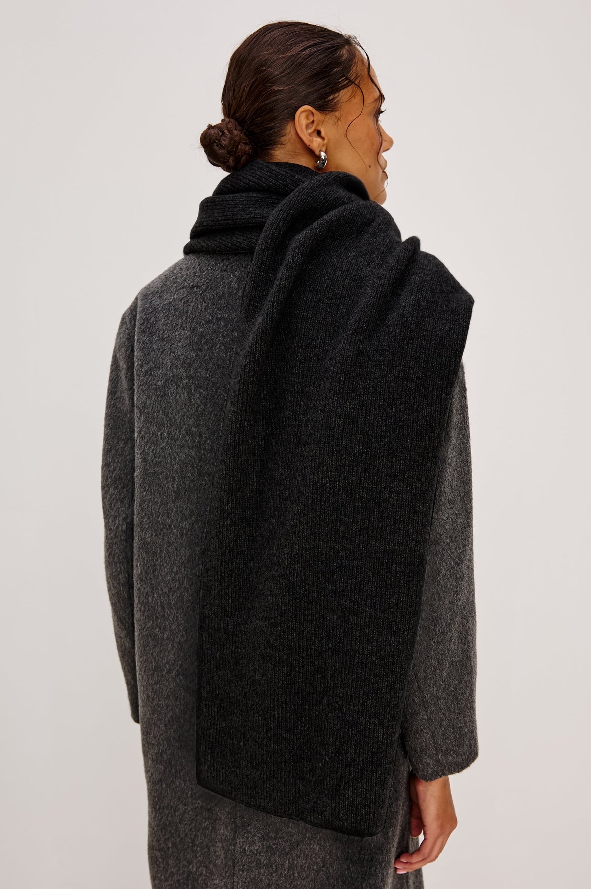 ALPS CASHMERE SILK UNISEX SCARF - BLACK