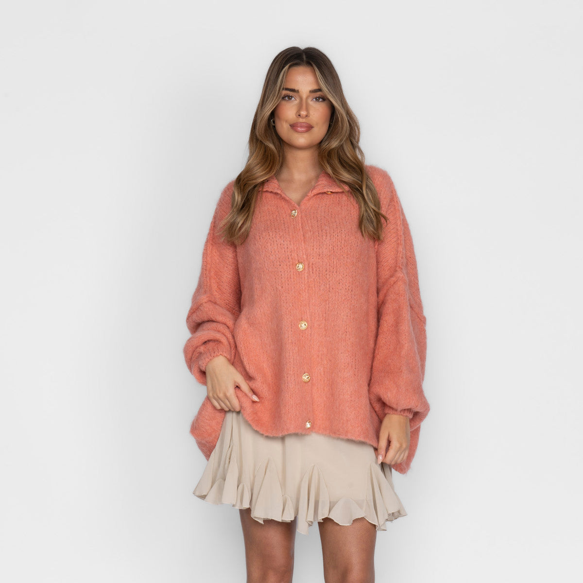 Cárdigan Oversize con Botones Dorados Amparo