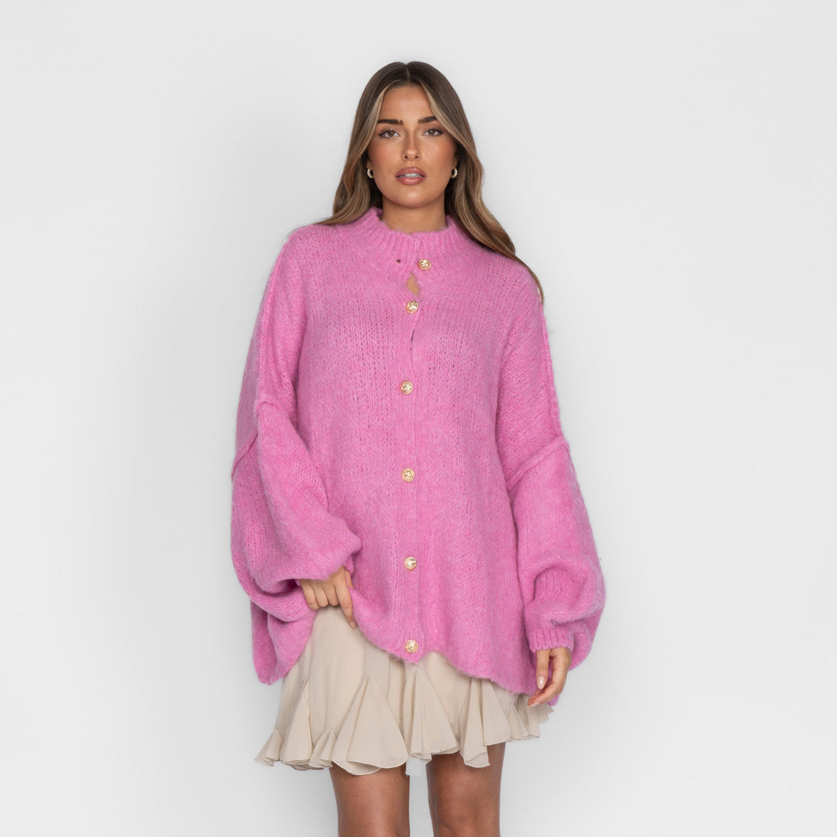 Cárdigan Oversize con Botones Dorados Amparo