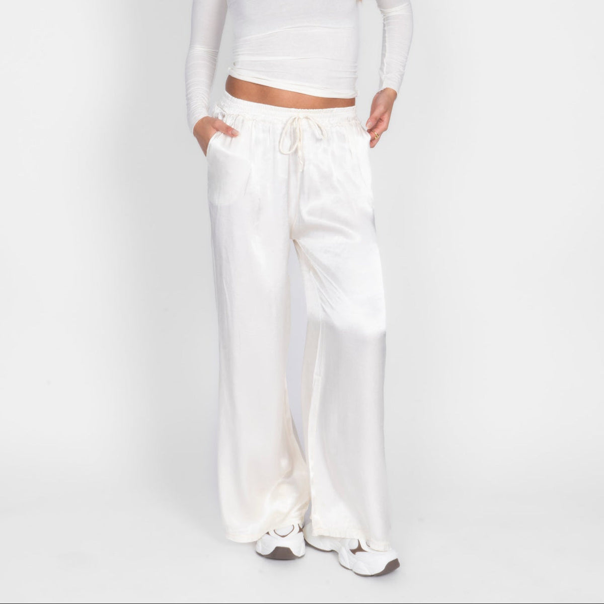 Pantalón Satinado Ancho Aroa
