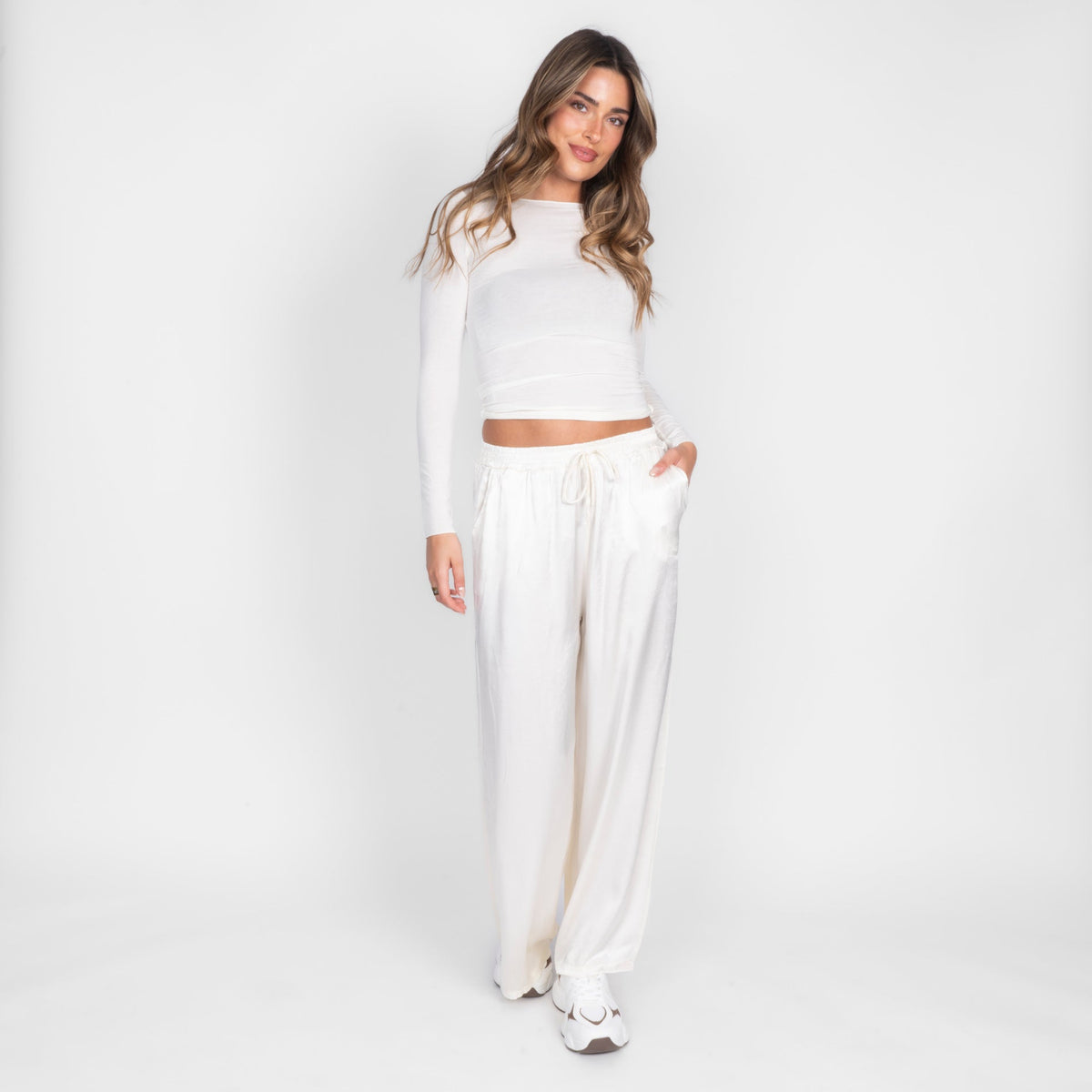 Pantalón Satinado Ancho Aroa