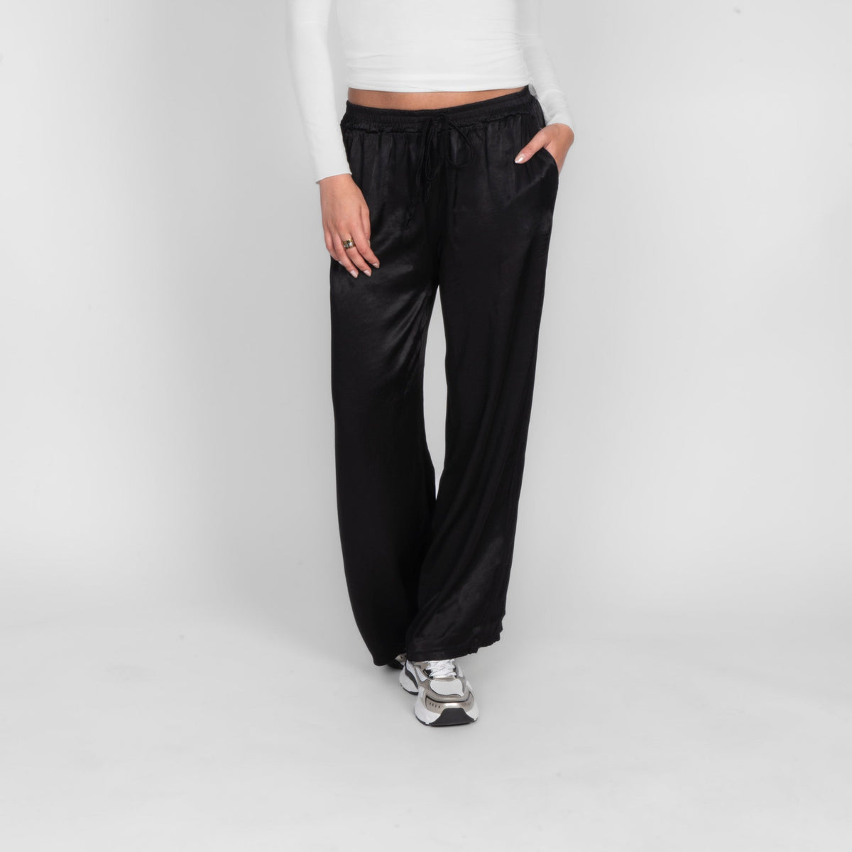 Pantalón Satinado Ancho Aroa