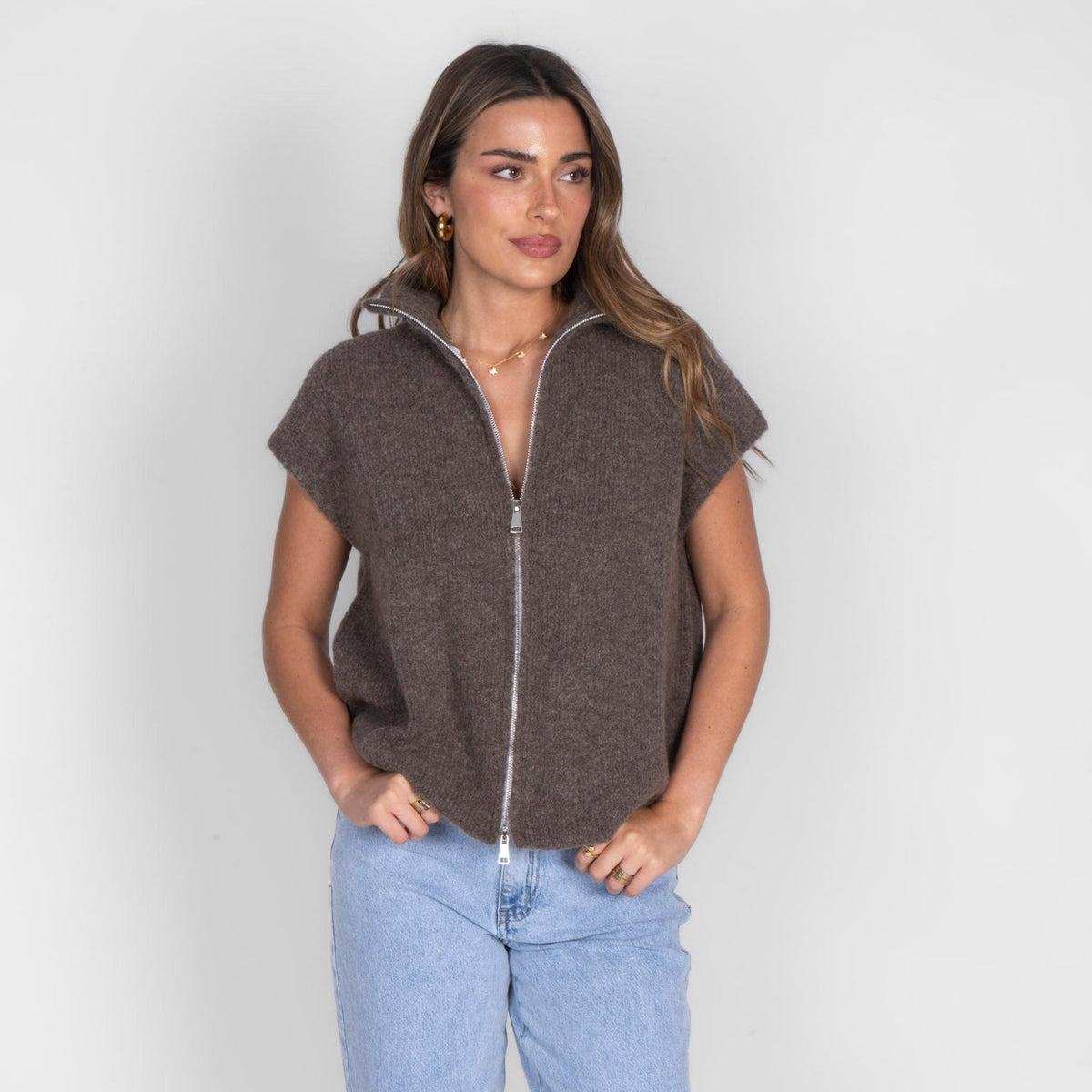 Chaleco de Punto con Cremallera y Cuello Alto Diana