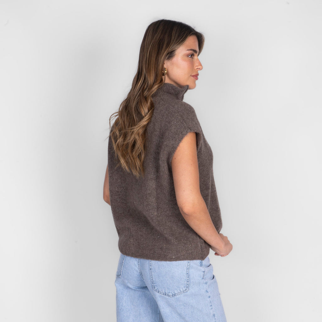 Chaleco de Punto con Cremallera y Cuello Alto Diana