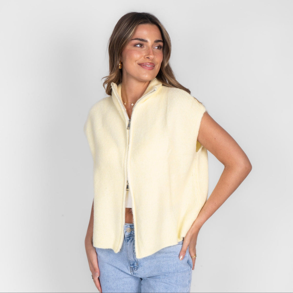 Chaleco de Punto con Cremallera y Cuello Alto Diana