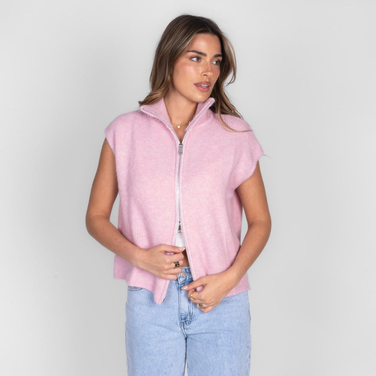 Chaleco de Punto con Cremallera y Cuello Alto Diana