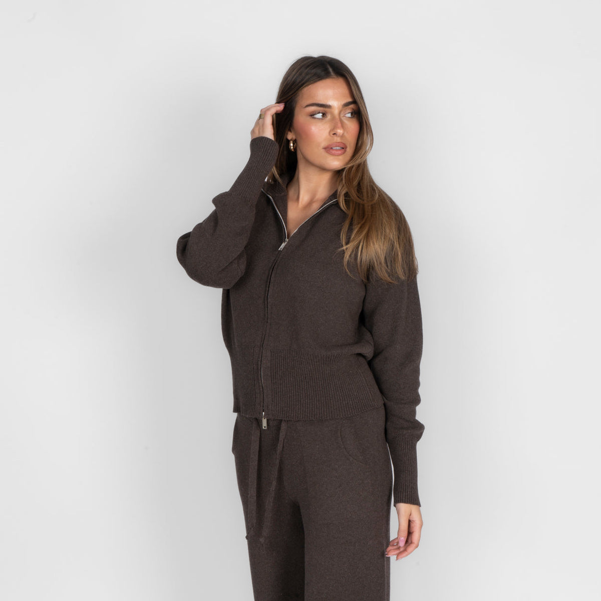Conjunto Cárdigan con Cremallera y Pantalón Ximena