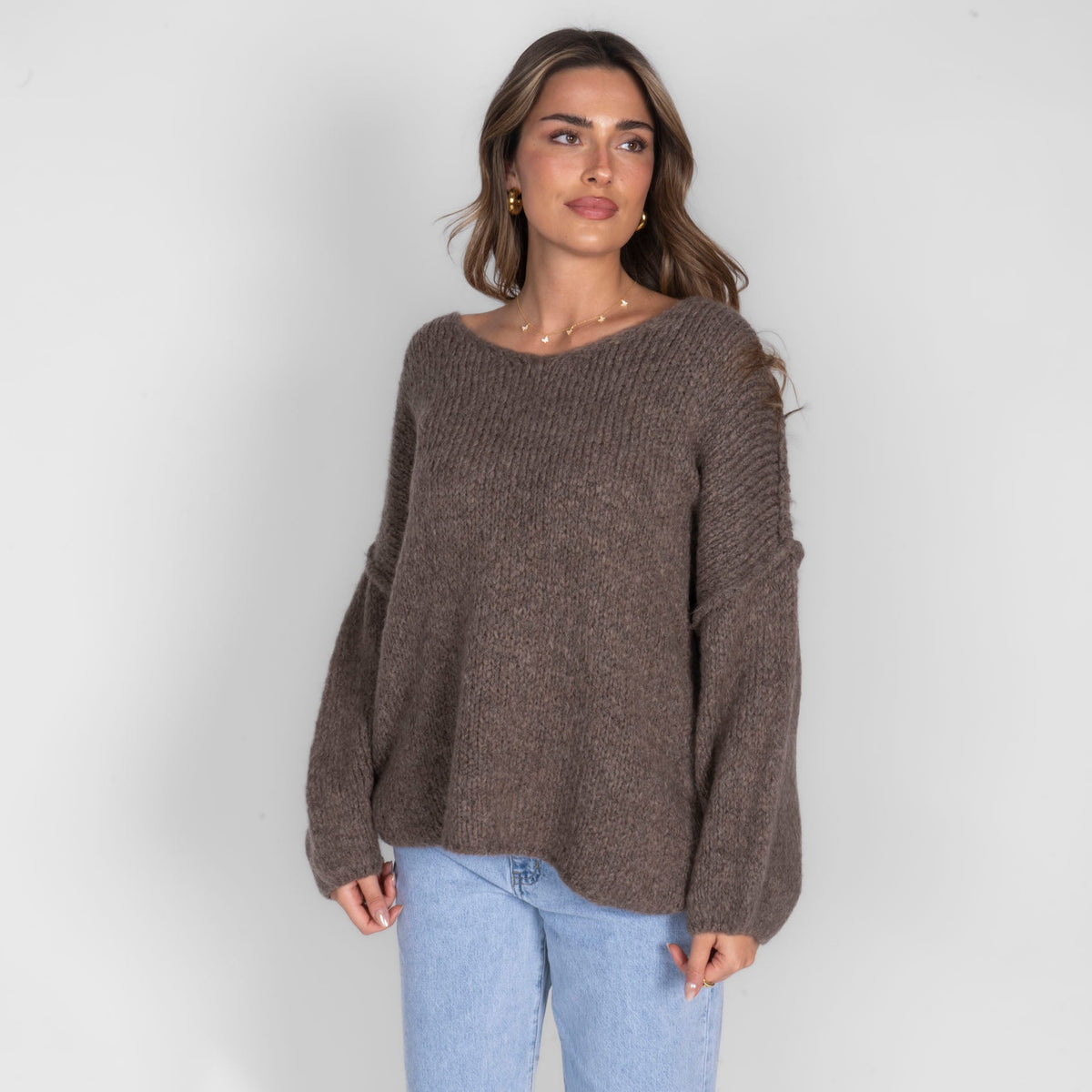 Jersey Oversize con Cuello en V Emma