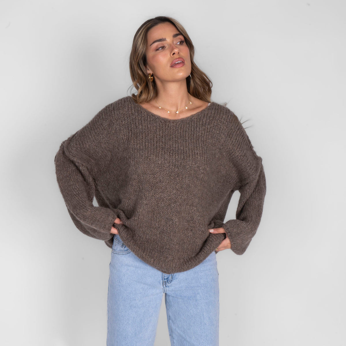 Jersey Oversize con Cuello en V Emma