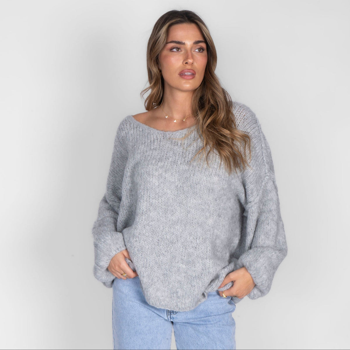Jersey Oversize con Cuello en V Emma
