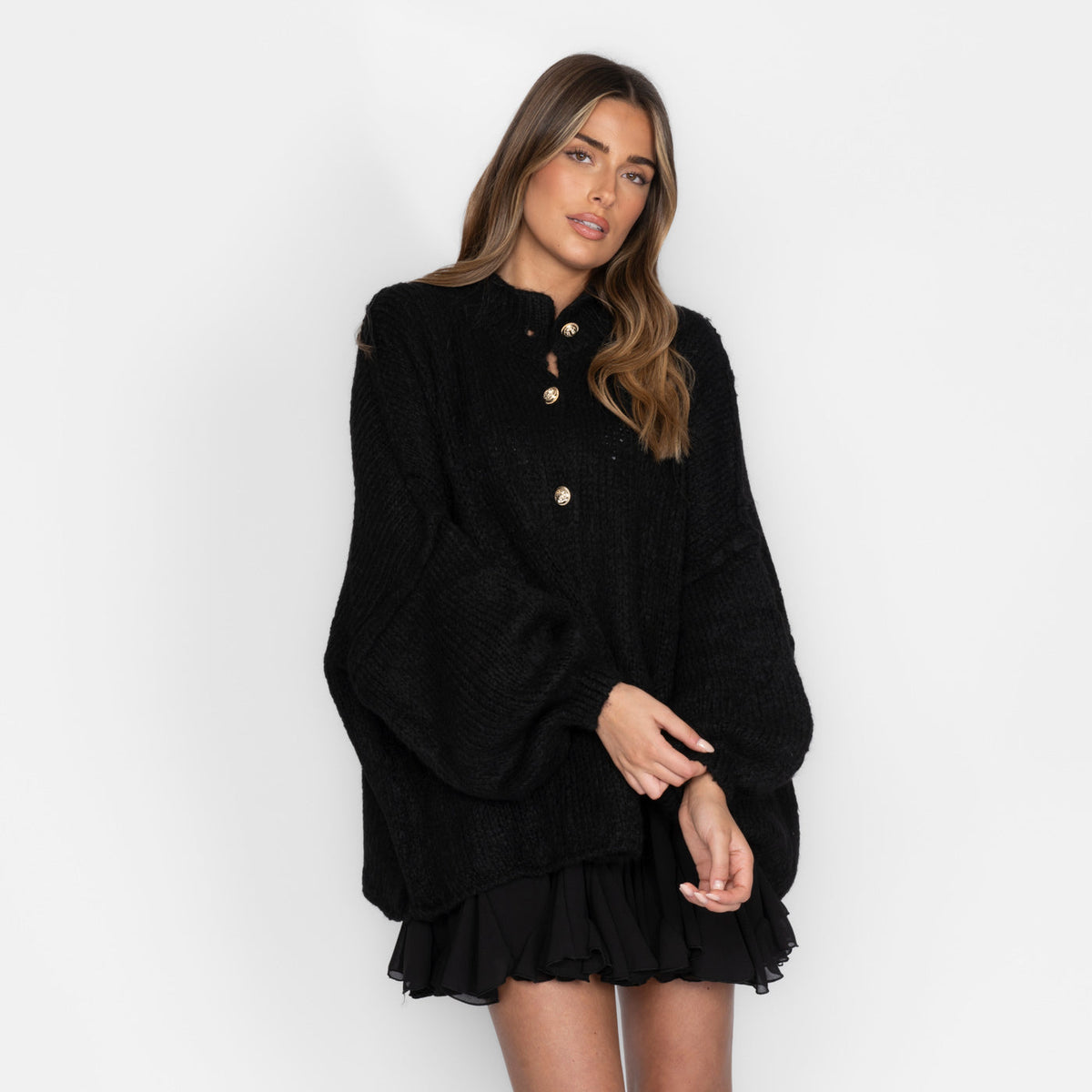 Cárdigan Oversize con Botones Dorados Erika
