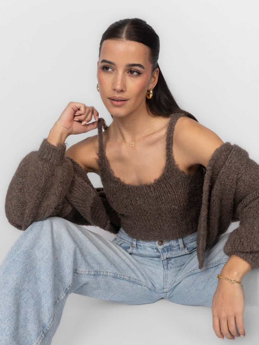 Conjunto de Punto Top Corto y Cárdigan Lara