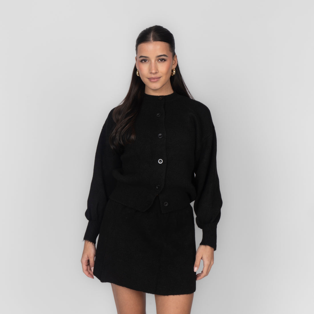 Conjunto de Punto Cárdigan y Minifalda Sofía