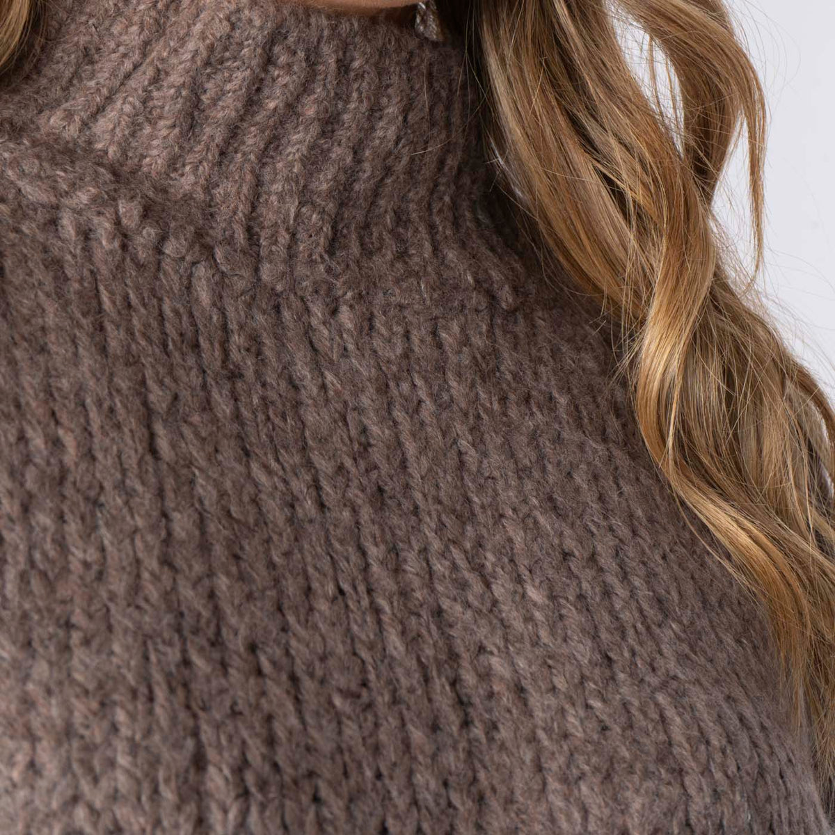 Jersey Oversize de Cuello Alto Úrsula