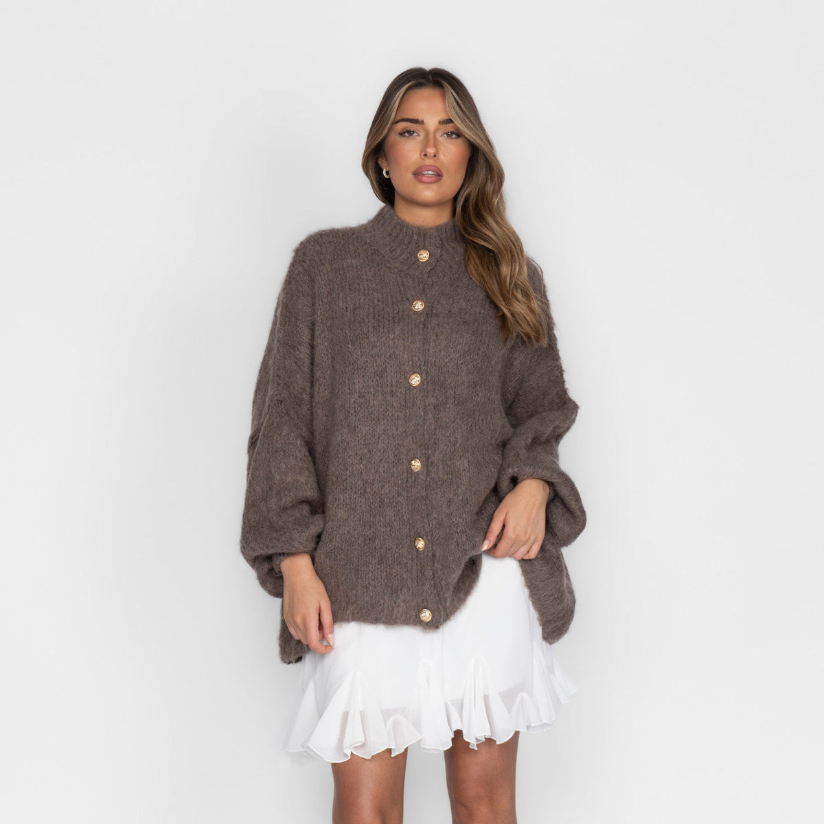 Cárdigan Oversize con Botones Dorados Amparo