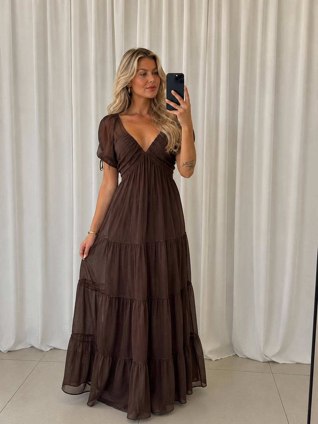 Vestido Largo Escalonado con Mangas Abullonadas Esther