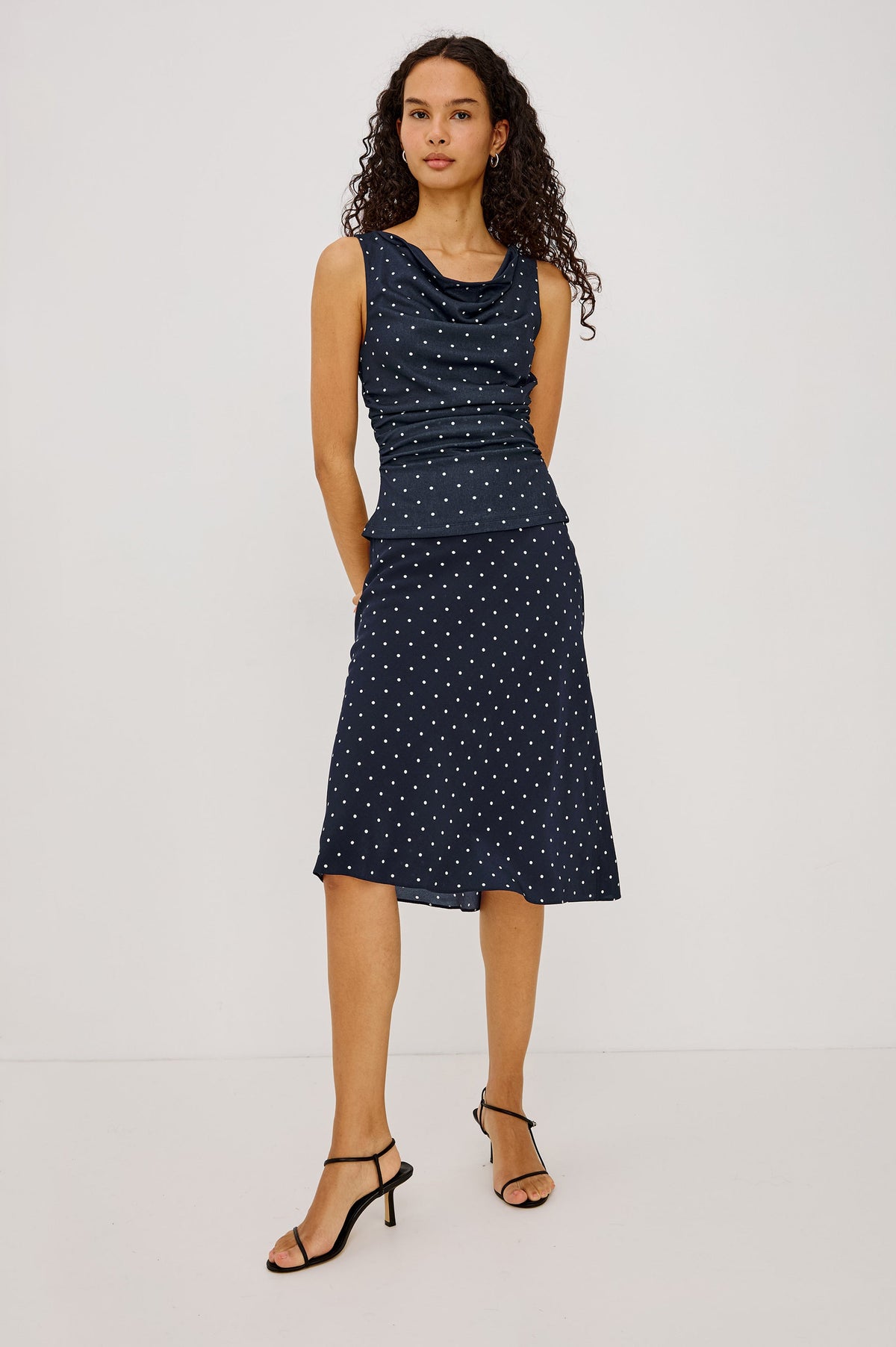 FETE TOP - NAVY POLKA DOTS