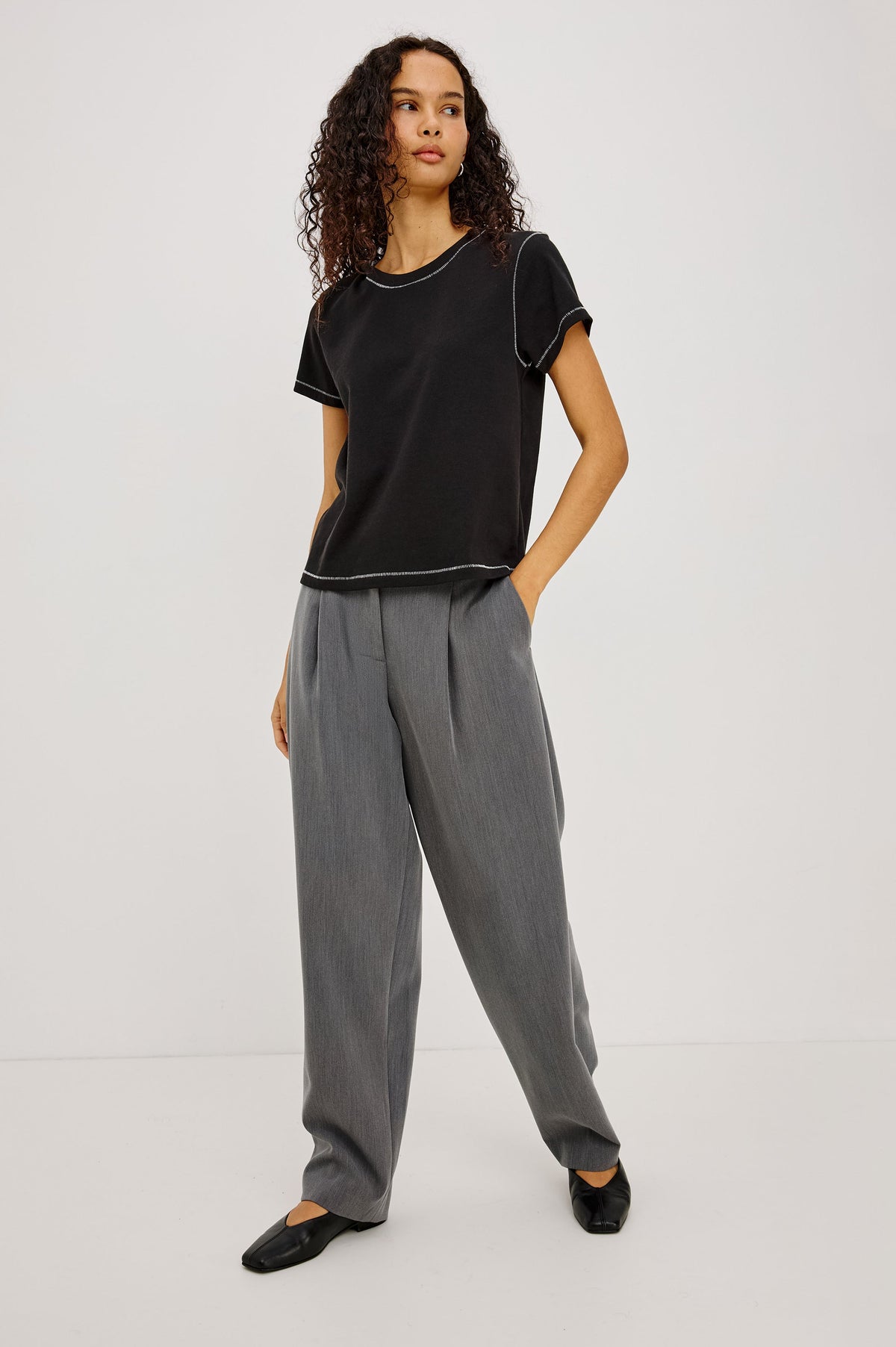 GIRLFRIEND T-SHIRT - BLACK CONTRAST STITCH