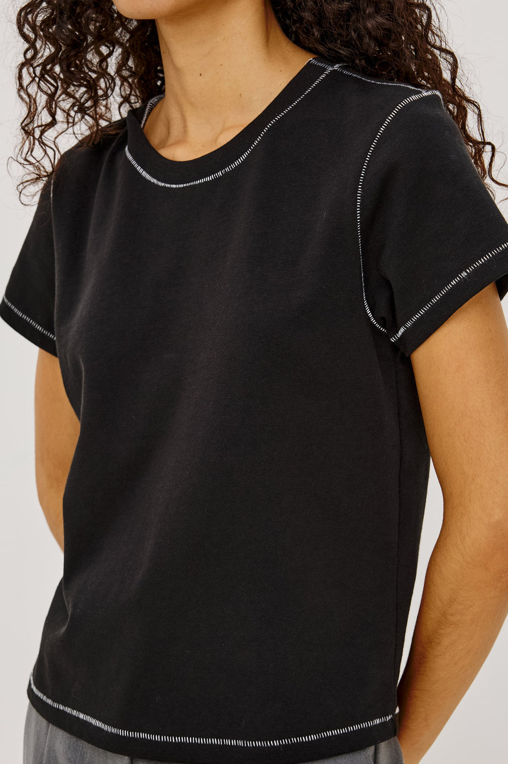 GIRLFRIEND T-SHIRT - BLACK CONTRAST STITCH
