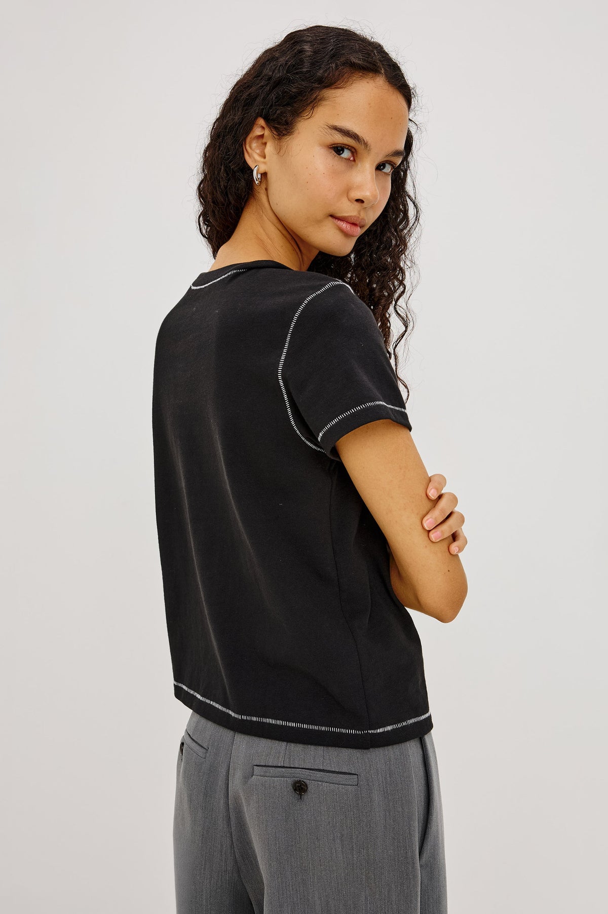 GIRLFRIEND T-SHIRT - BLACK CONTRAST STITCH