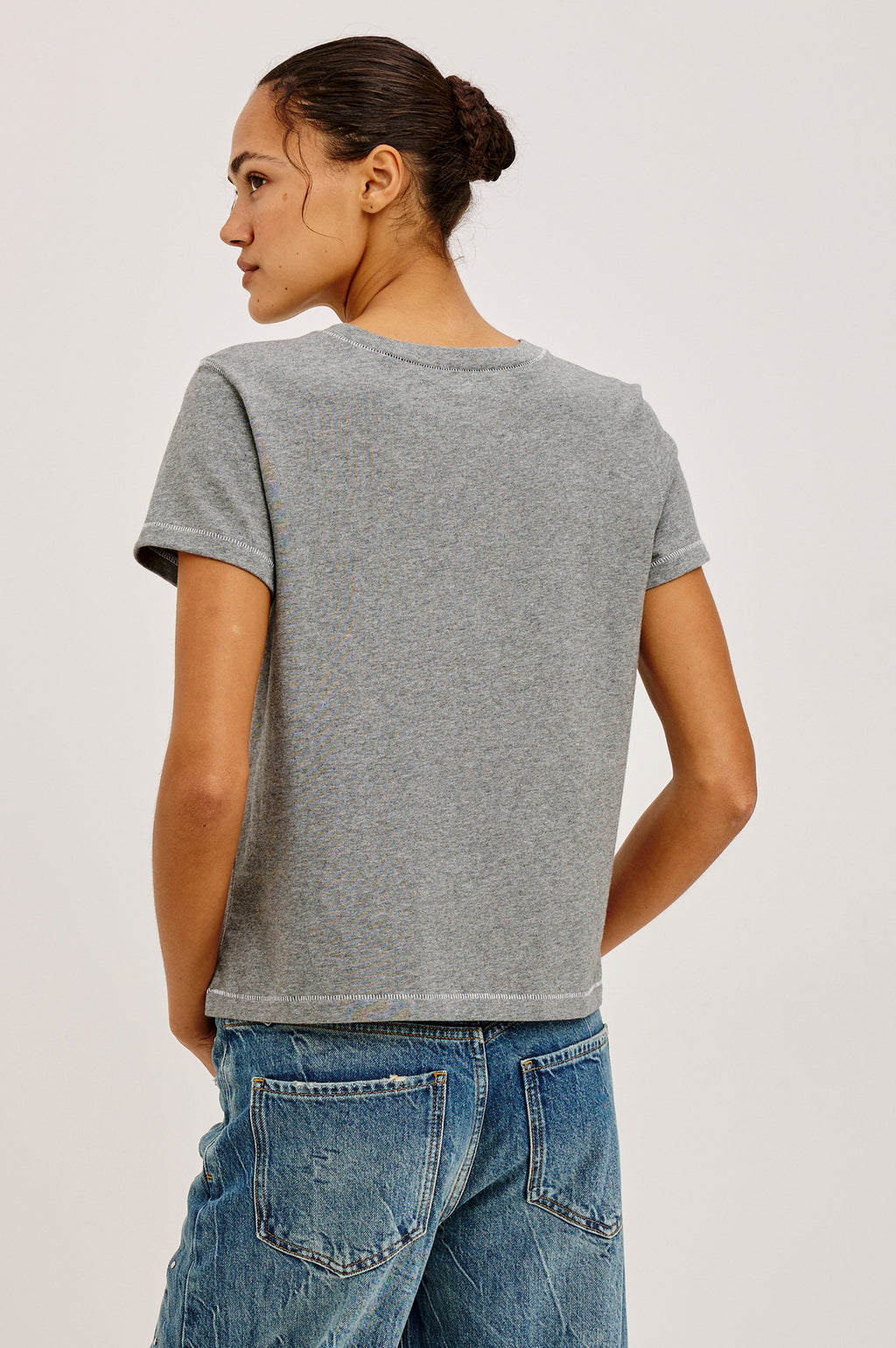 GIRLFRIEND T-SHIRT - HEATHER CONTRAST STITCH