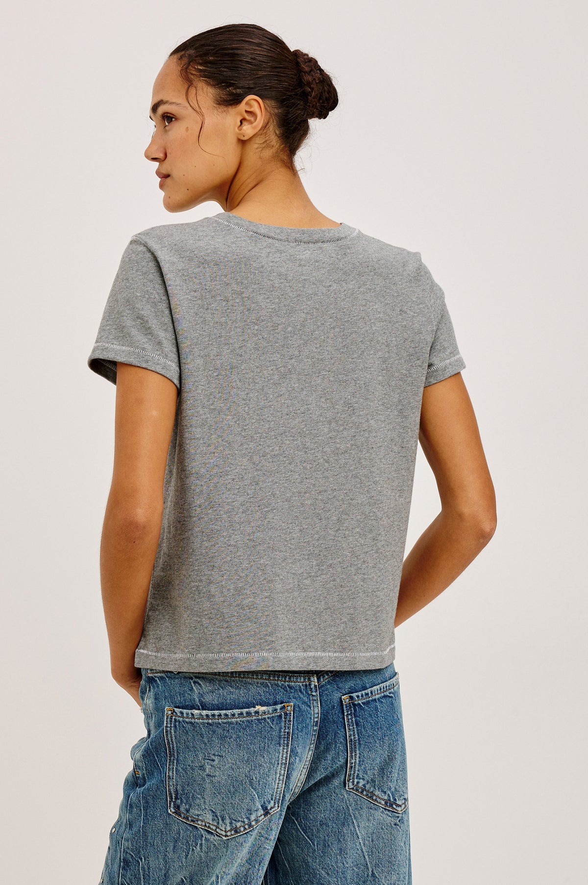 GIRLFRIEND T-SHIRT - HEATHER CONTRAST STITCH