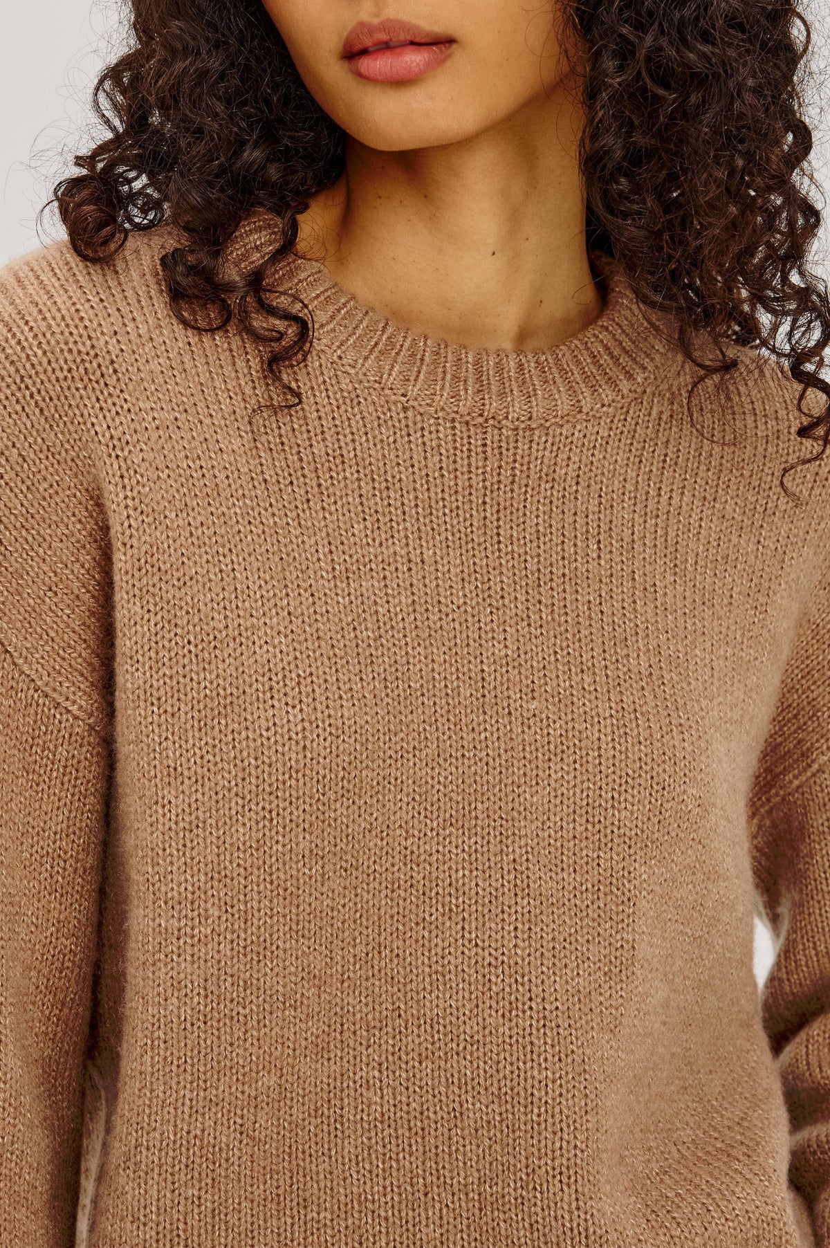 HELLY SWEATER - HEATHER CAMEL