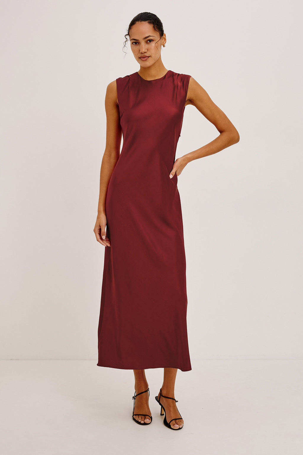 MIRA DRESS - CRIMSON