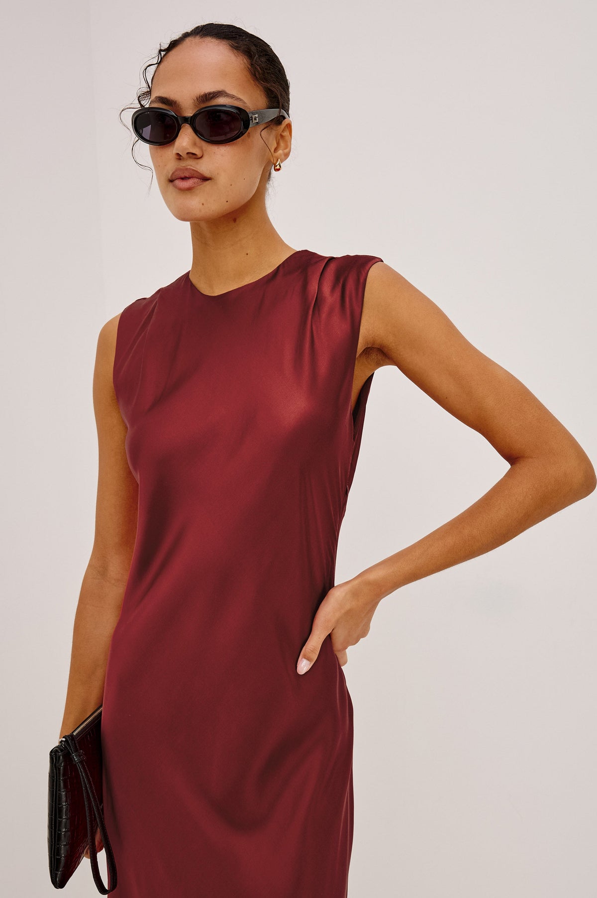MIRA DRESS - CRIMSON