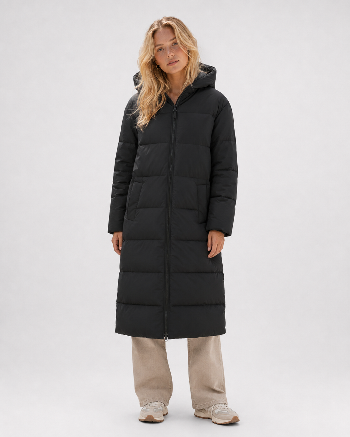 Abrigo puffer largo negro con capucha para mujer VRS STYLE
