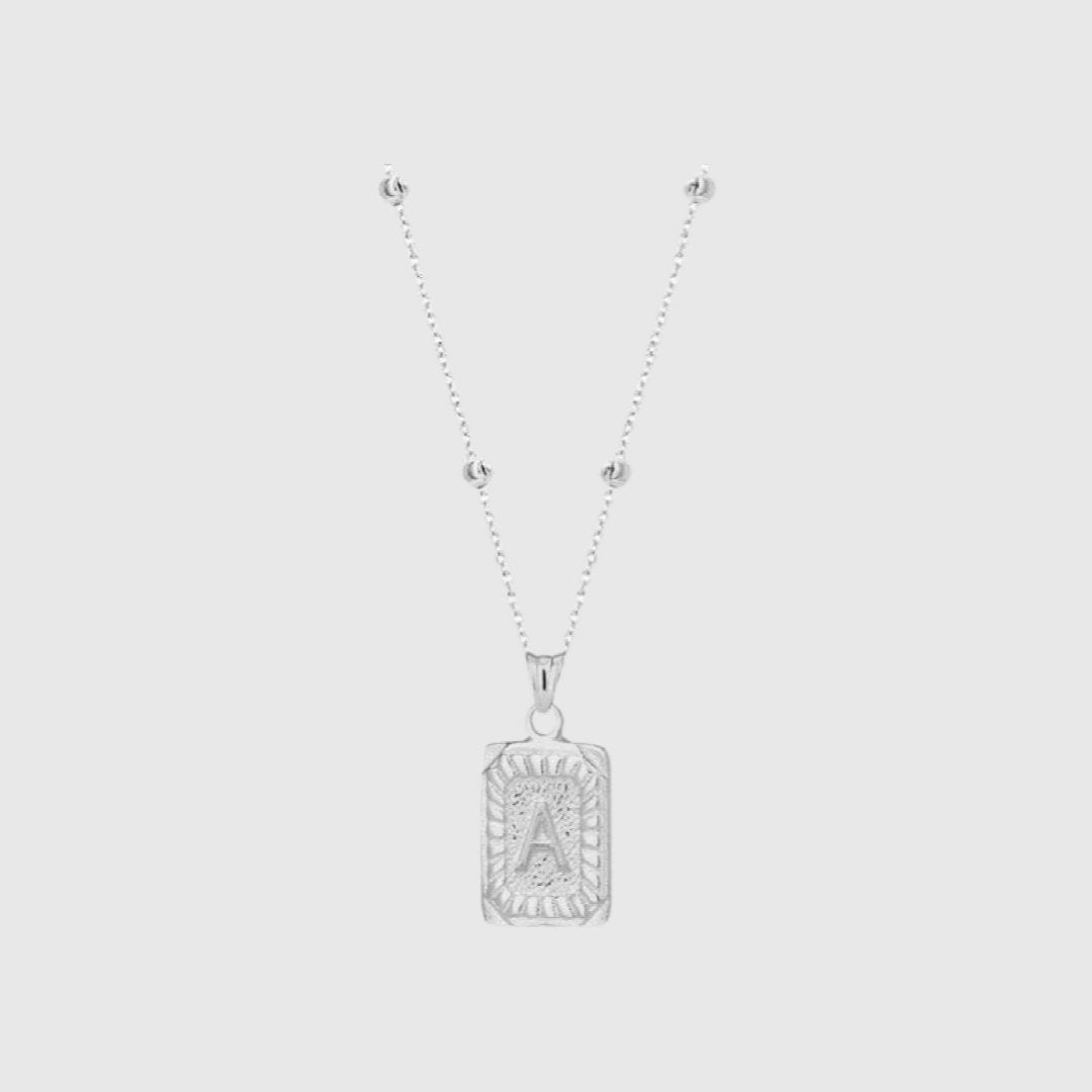 Collar Medalla con Inicial
