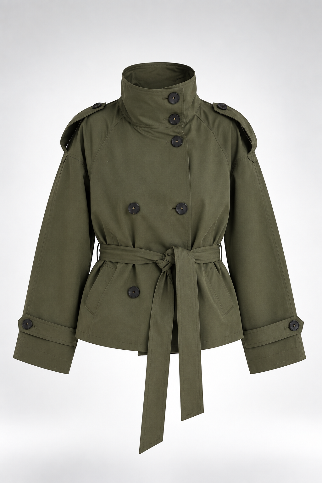 Gabardina Siena Utility verde oliva con modelo frontal