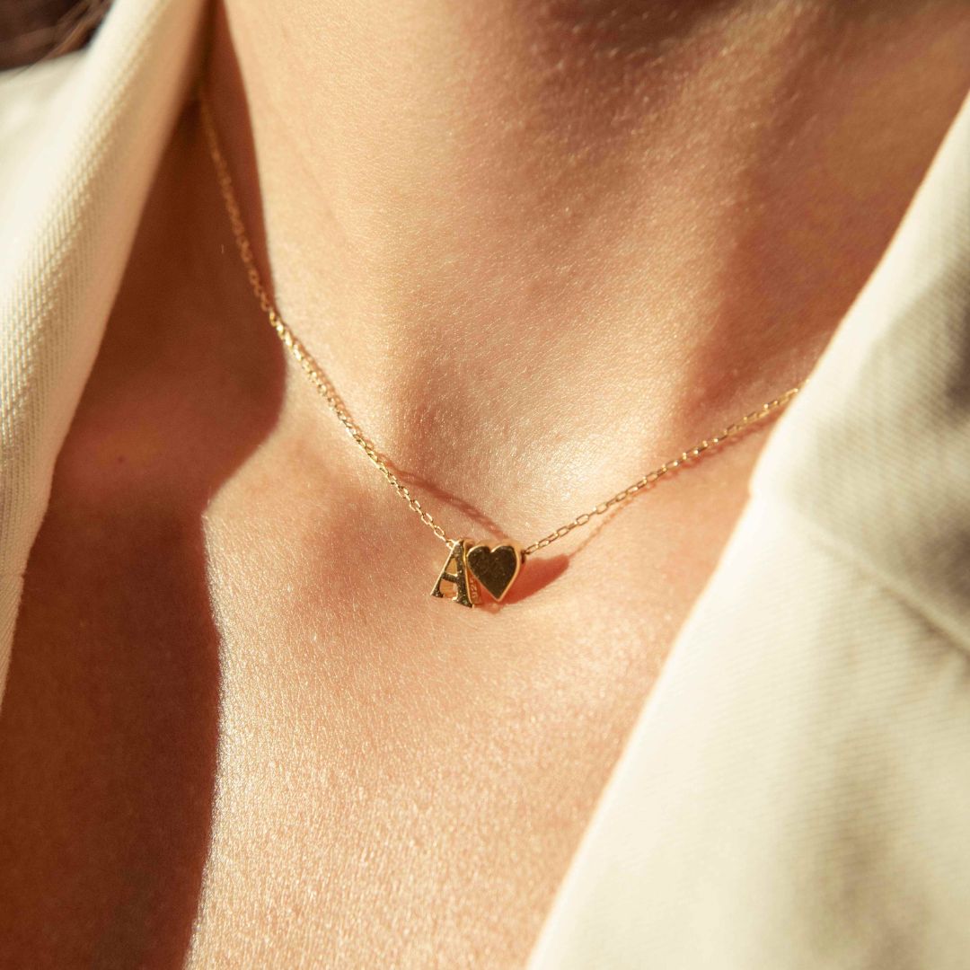 Collar con Corazón Liso e Inicial