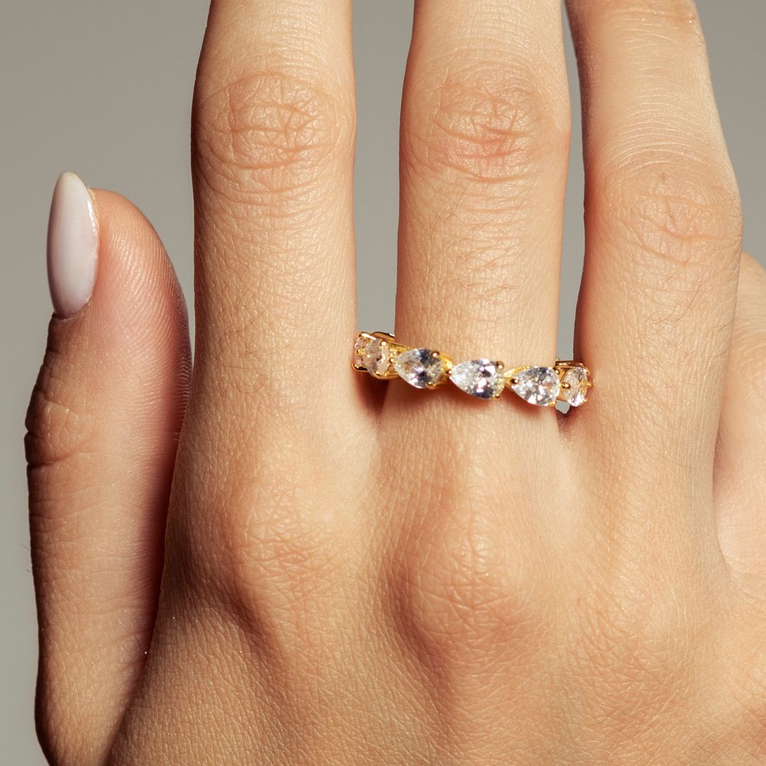 Anillo Alianza de Piedras Ovaladas