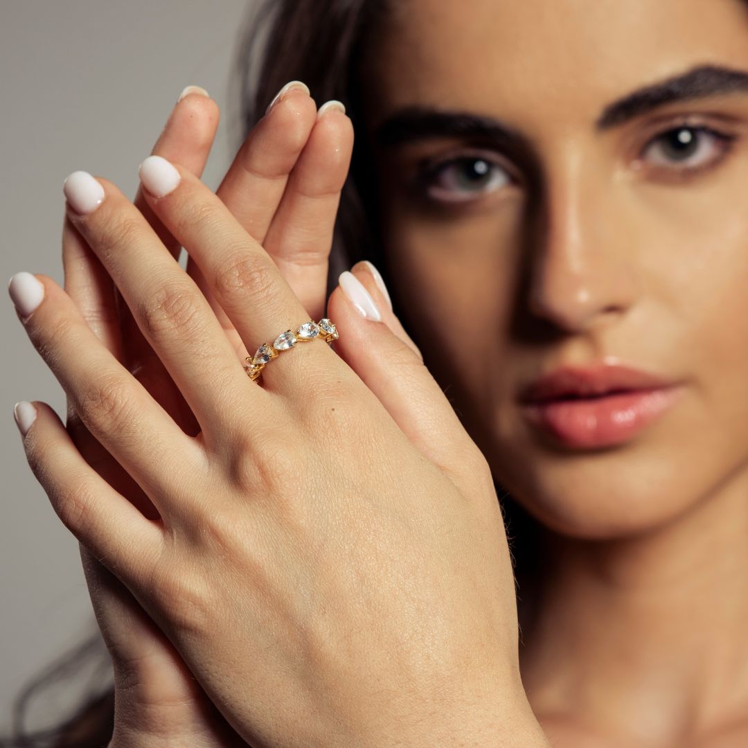 Anillo Alianza de Piedras Ovaladas