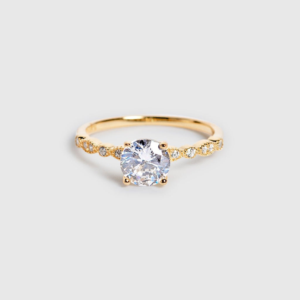 Anillo Solitario con Pedrería