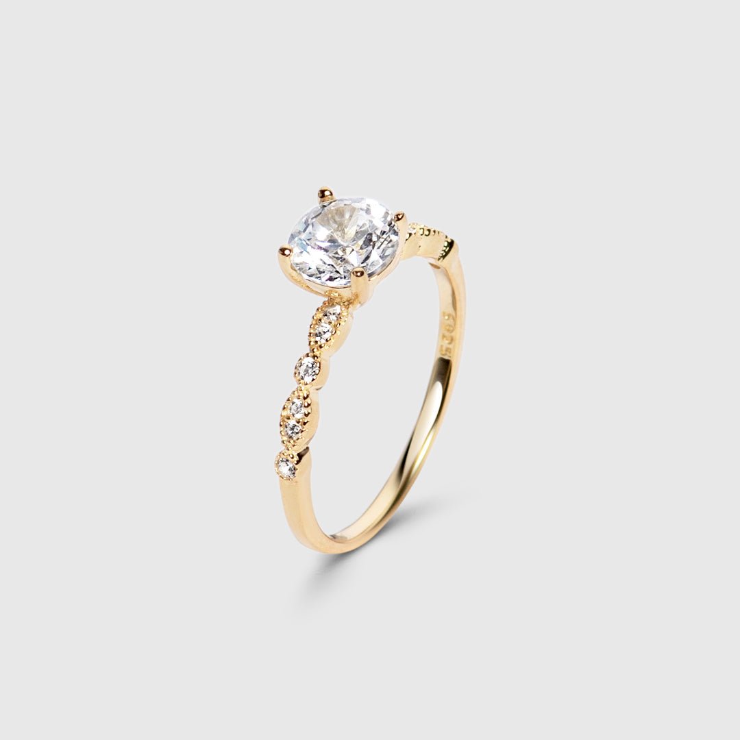 Anillo Solitario con Pedrería